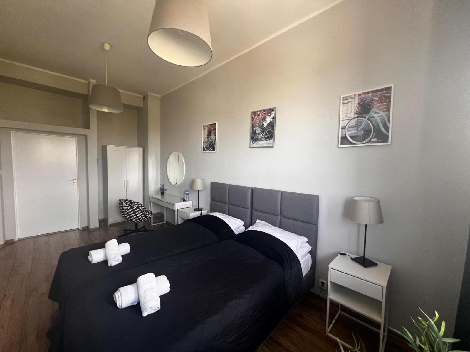 Apartment Business Center